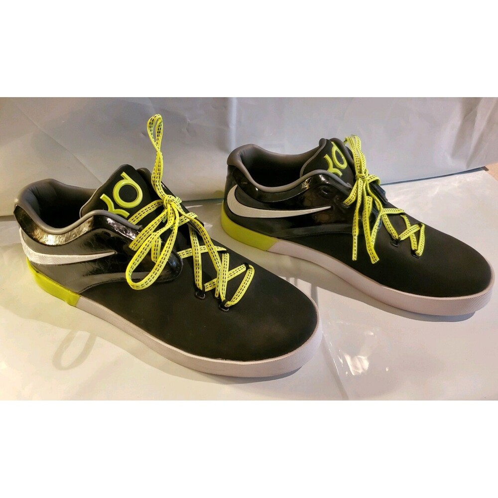 Nike KD Leather Black White Sole Sneakers Size Y7